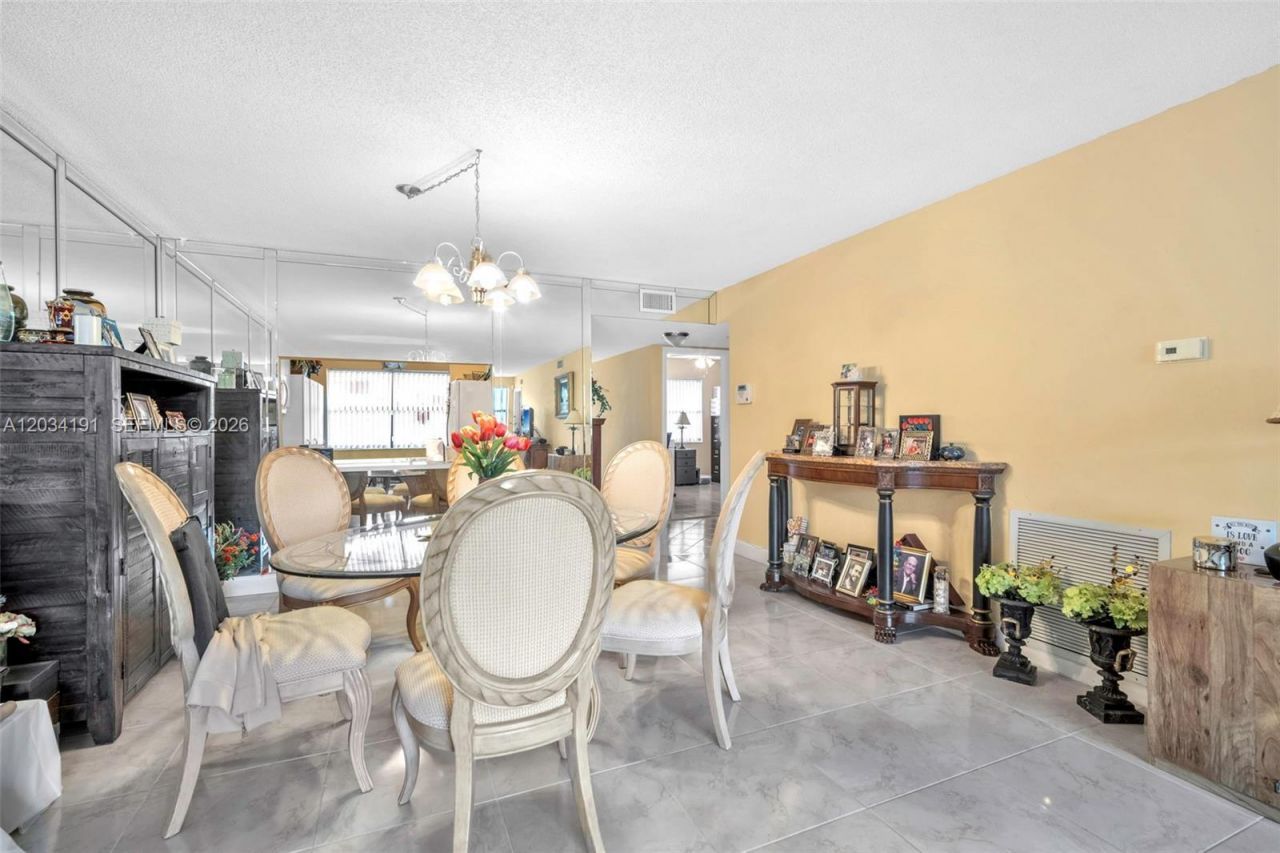 10400 NW 30th Ct , Unit 305, Sunrise, FL 33322 Photo