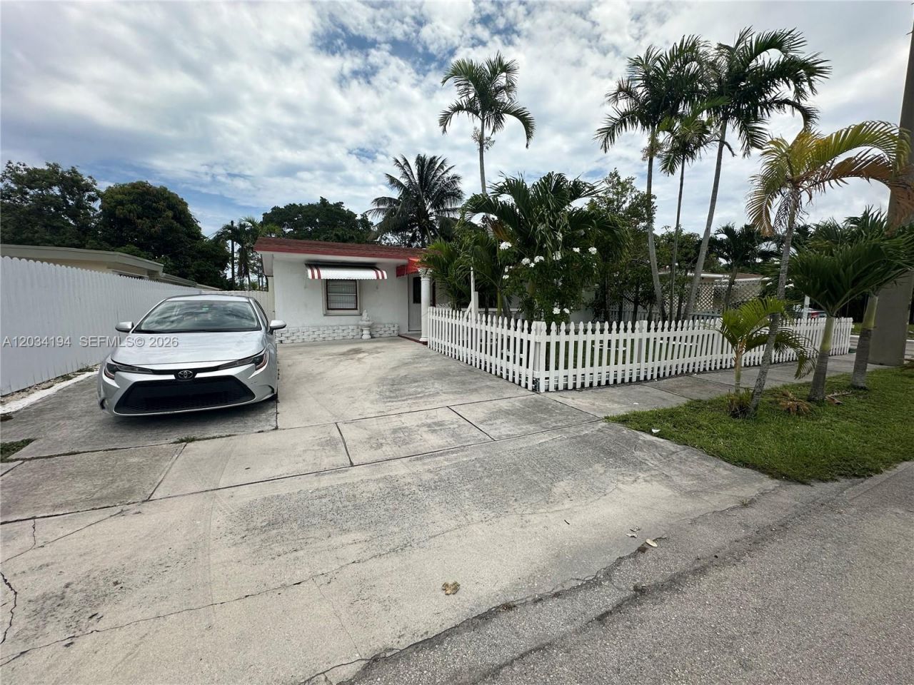 1215 S 24th Ave, Hollywood, FL 33020 Photo