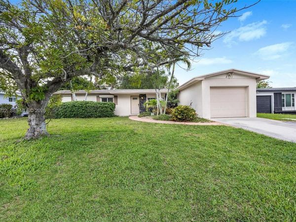 8771 SW 200th Ter, Cutler Bay, FL 33189