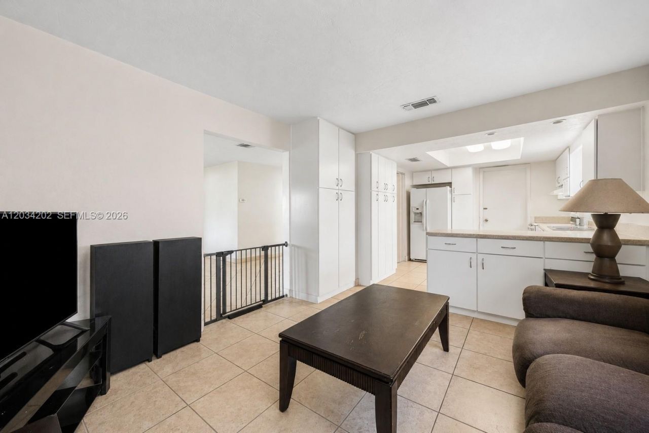 8771 SW 200th Ter, Cutler Bay, FL 33189 Photo