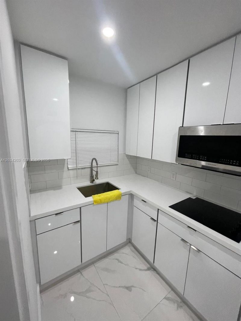 2103 SW 60th Ave , Unit 2, Miami, FL 33155 Photo
