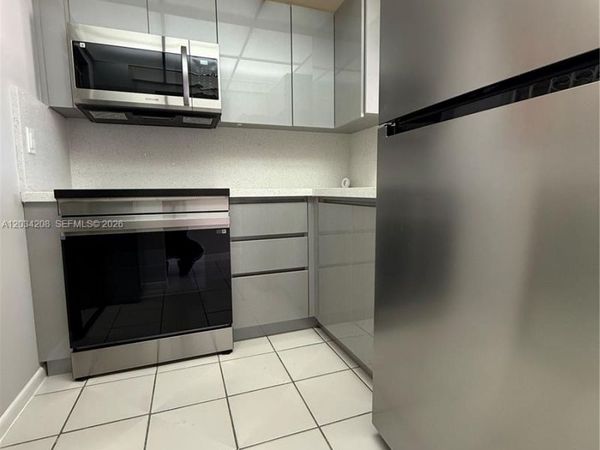 6820 W Flagler St , Unit 407, Miami, FL 33144