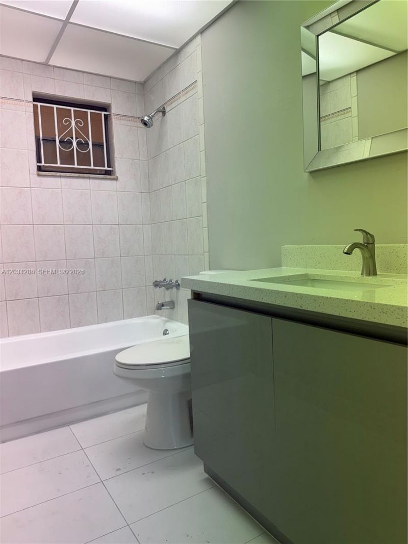 6820 W Flagler St , Unit 407, Miami, FL 33144 Photo