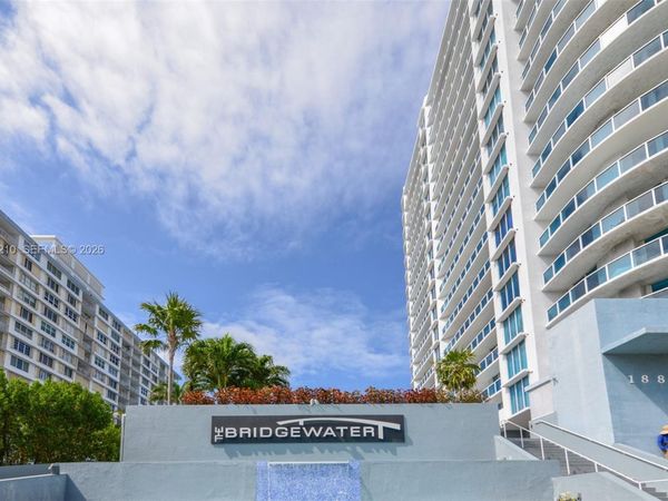1881 79th St Cswy , Unit 2004, North Bay Village, FL 33141