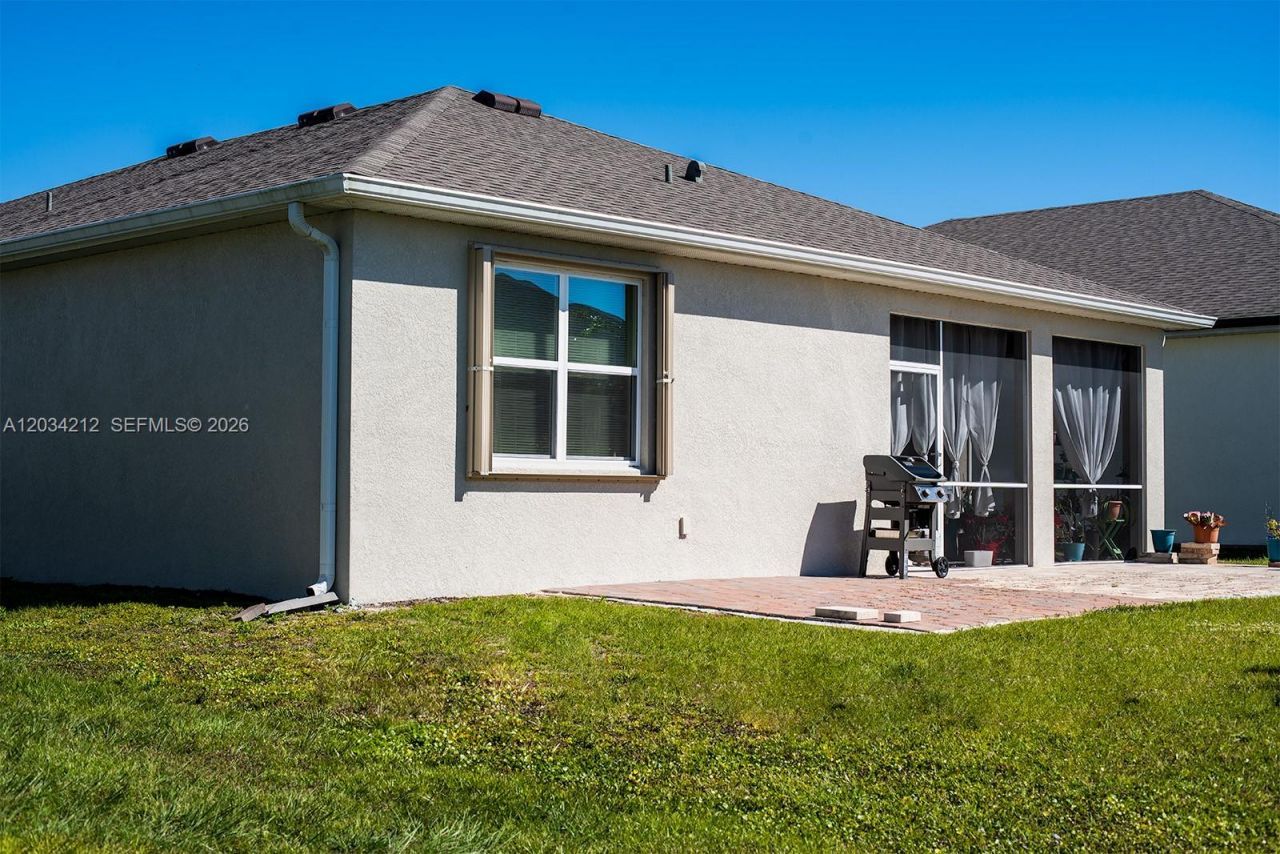 3290 Baravaldo Cir , Cape Coral, FL 33909 Photo