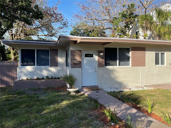 3389 William Ave , Miami, FL 33133
