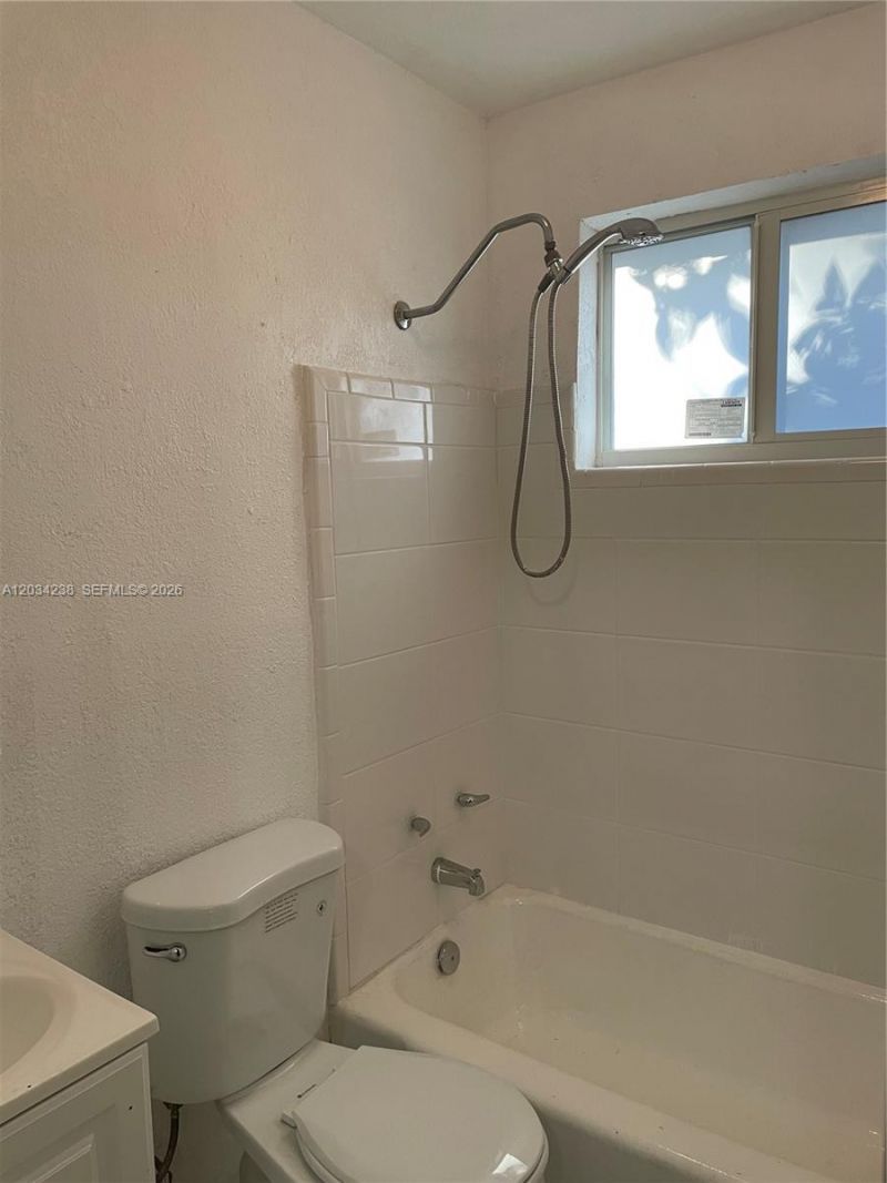 3389 William Ave, Miami, FL 33133 Photo
