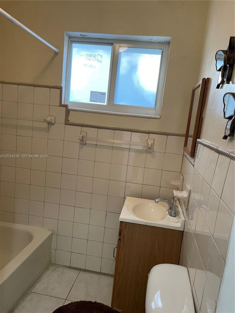 3389 William Ave, Miami, FL 33133 Photo