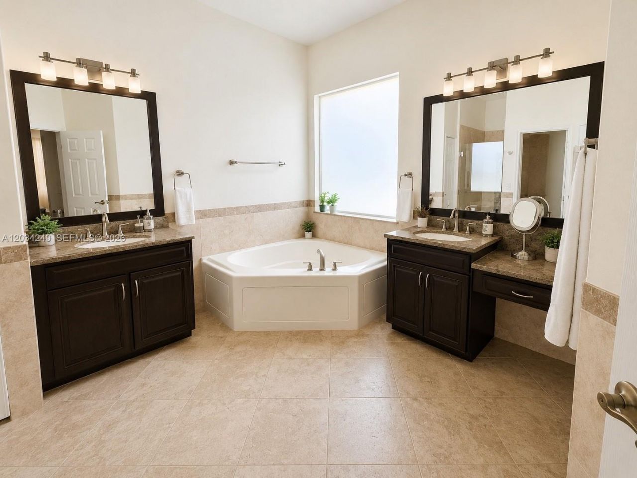 4463 Rainbow Ave , Weston, FL 33332 Photo