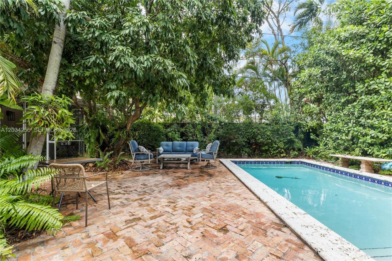 1511 SW 13th Ave , Miami, FL 33145 Photo