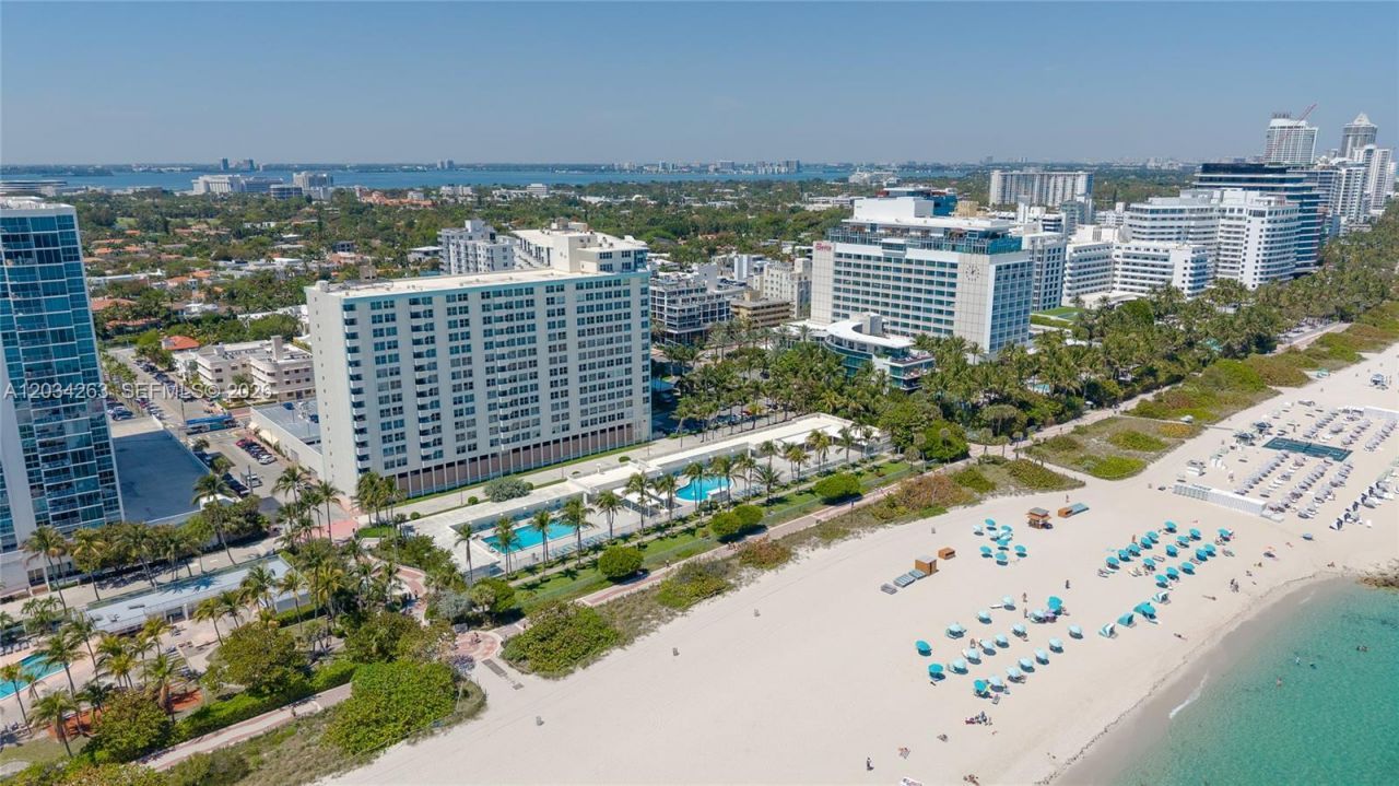 2899 Collins Ave , Unit 1422, Miami Beach, FL 33140 Photo
