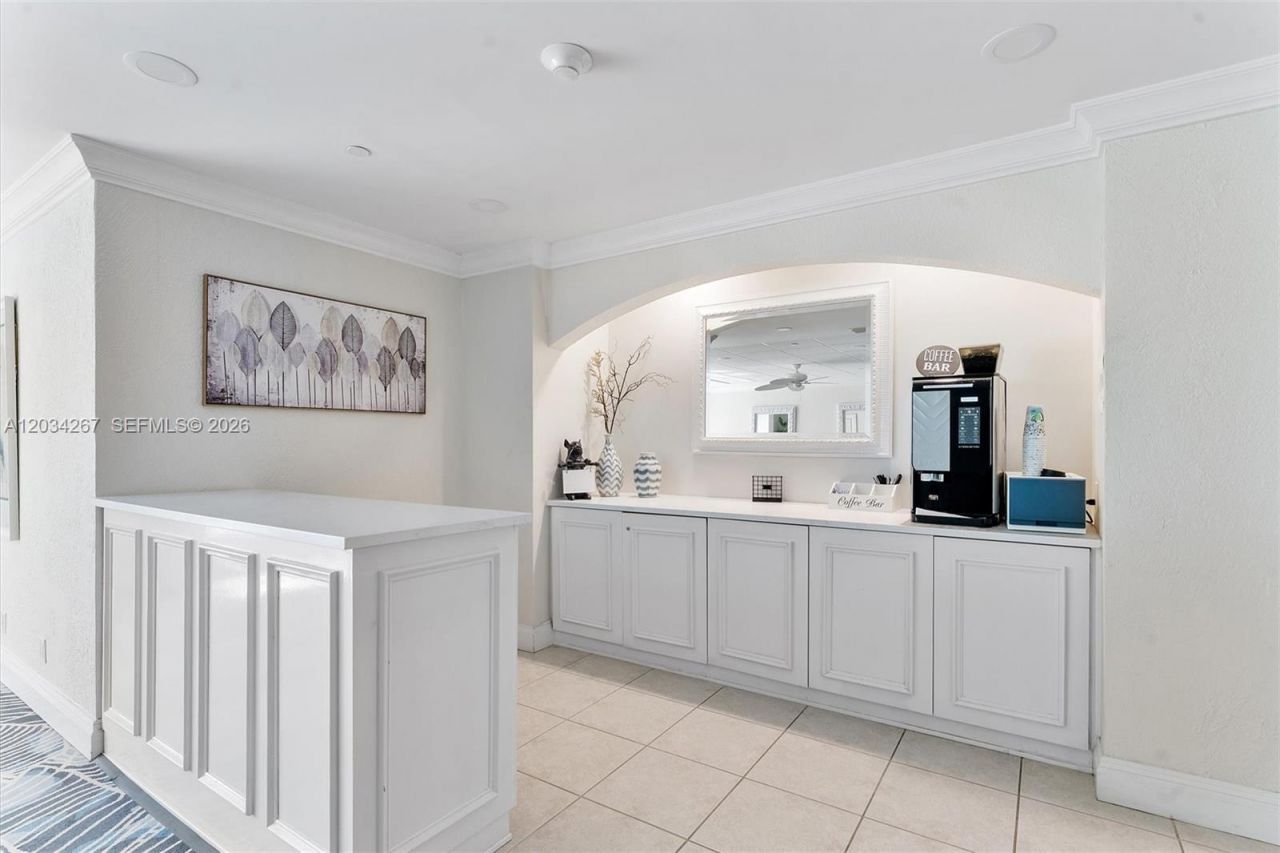 1620 S Ocean Blvd , Unit 3J, Lauderdale by the Sea, FL 33062 Photo