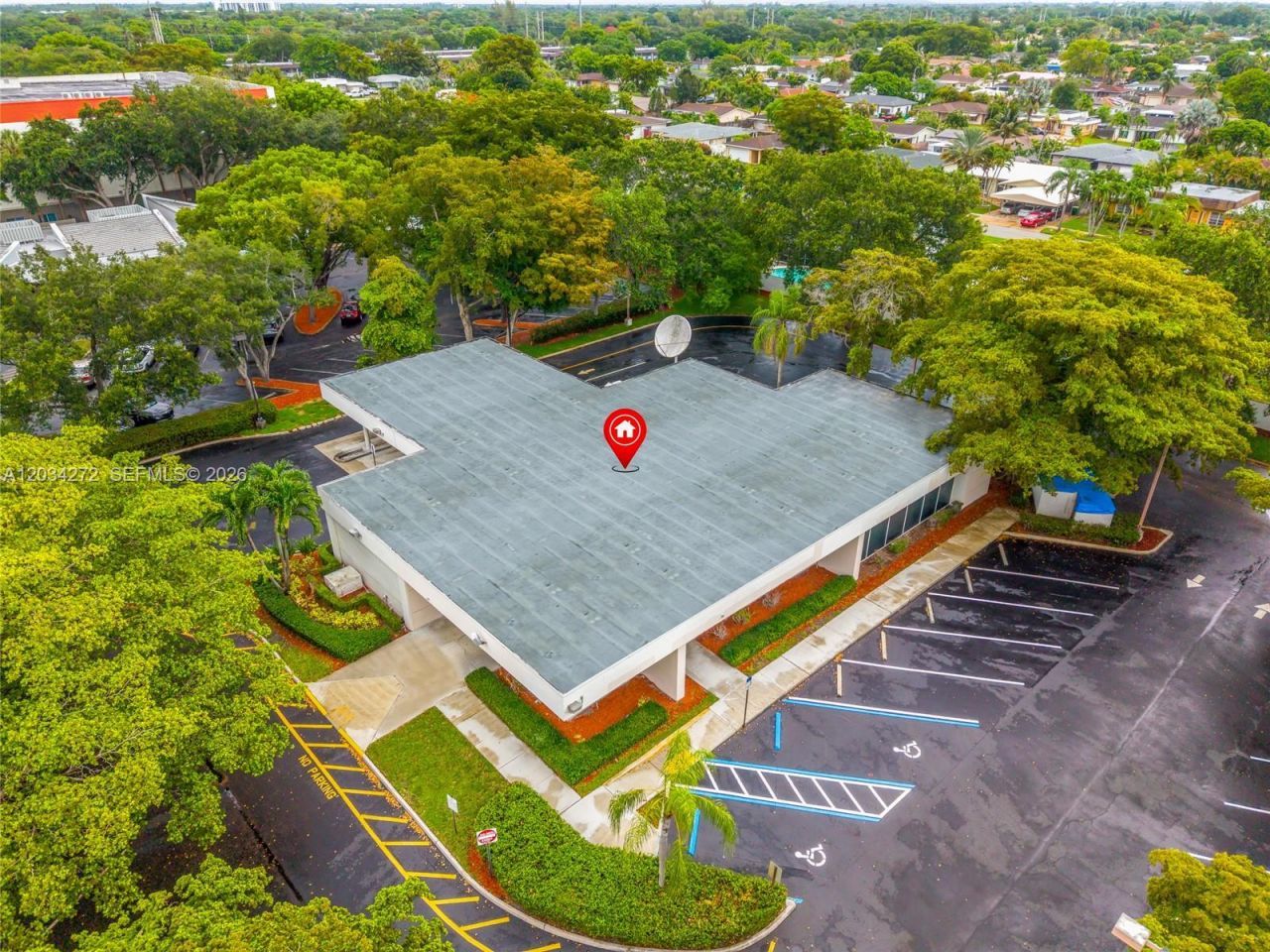 8200 N University Dr, Tamarac, FL 33321 Photo