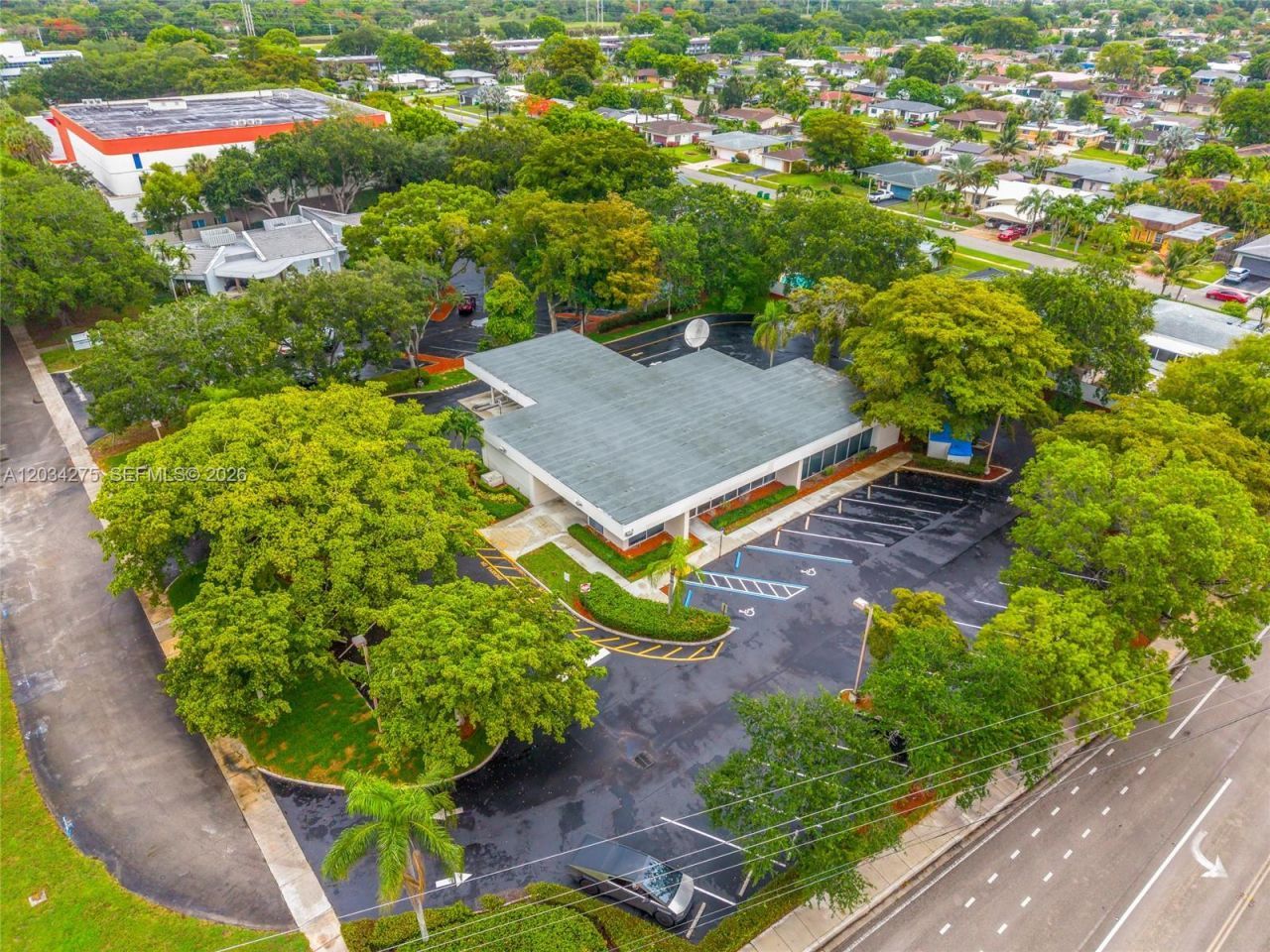 8200 N University Dr, Tamarac, FL 33321 Photo