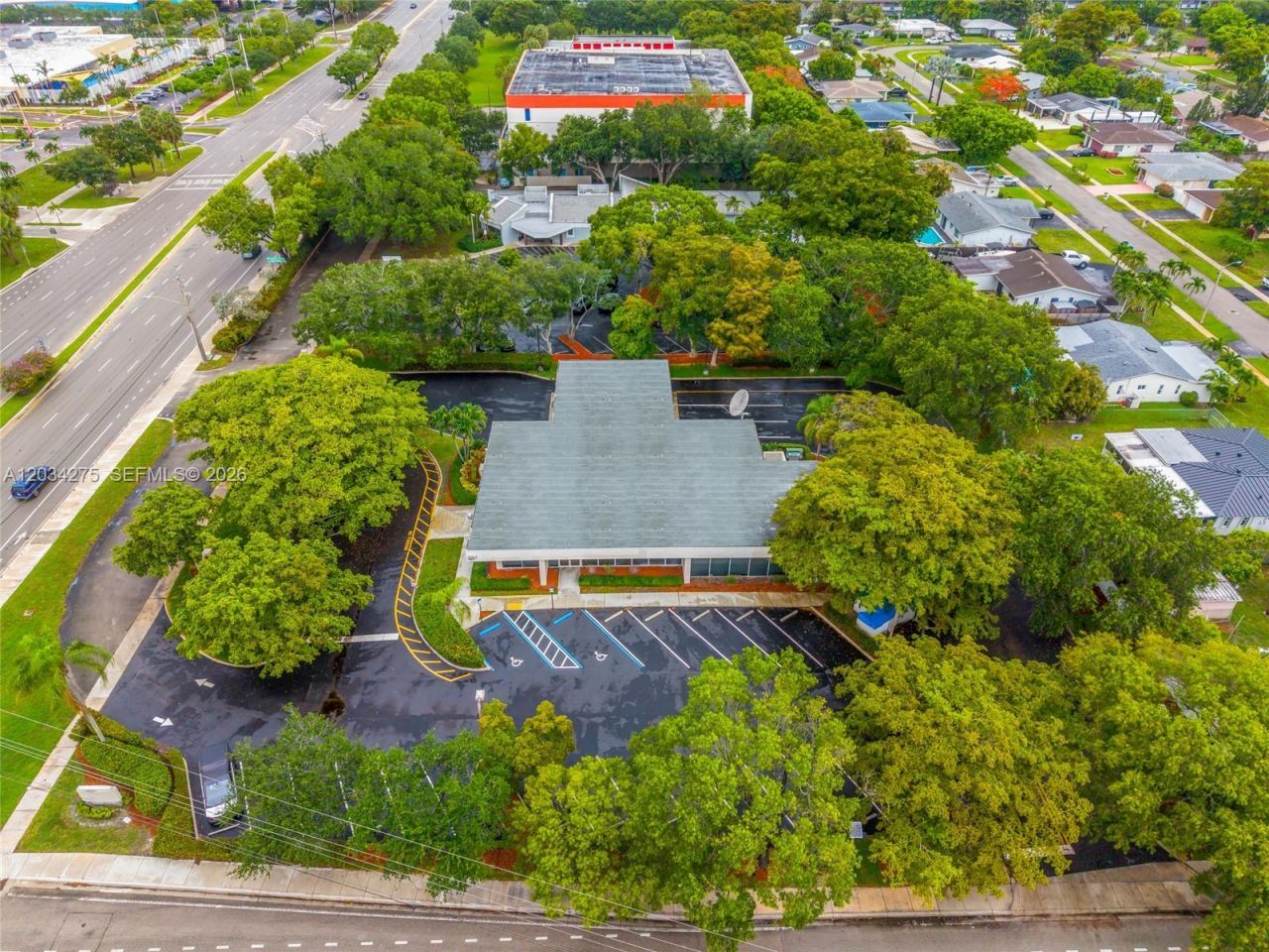 8200 N University Dr, Tamarac, FL 33321 Photo