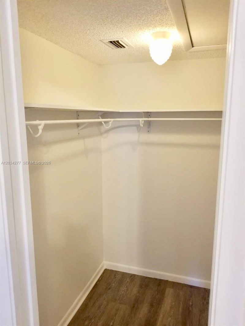 21950 Soundview Ter , Unit 209, Boca Raton, FL 33433 Photo
