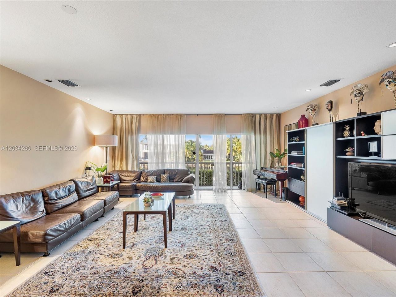 21399 Marina Cove Cir , Unit M12, Aventura, FL 33180 Photo