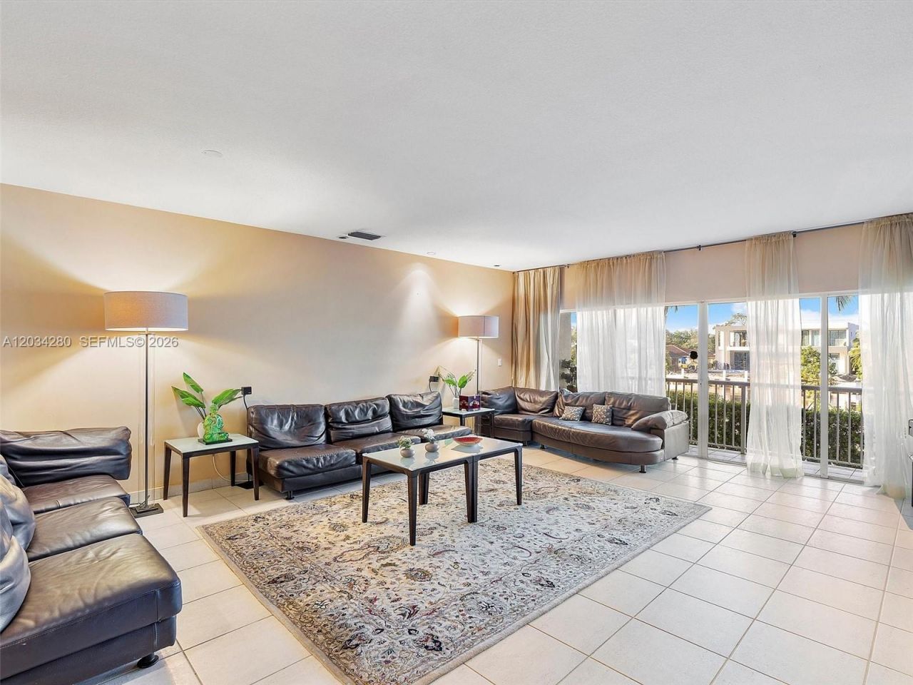 21399 Marina Cove Cir , Unit M12, Aventura, FL 33180 Photo