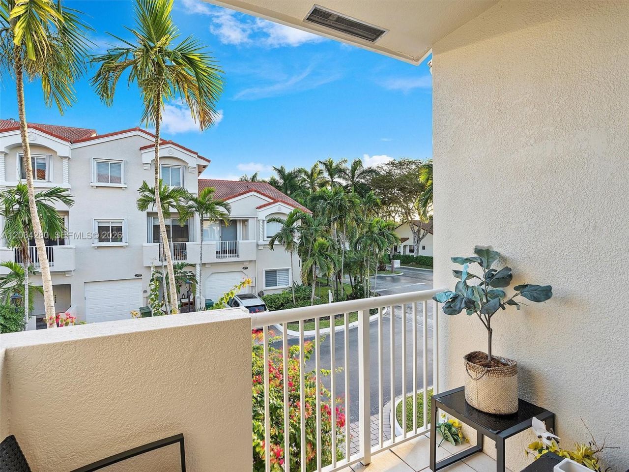 21399 Marina Cove Cir , Unit M12, Aventura, FL 33180 Photo