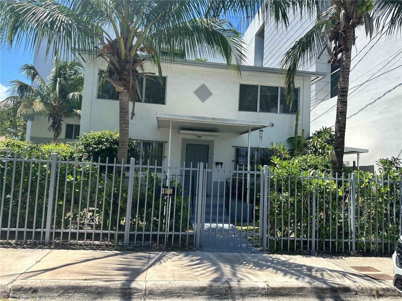 364 SW 11th St , Miami, FL 33130 Photo