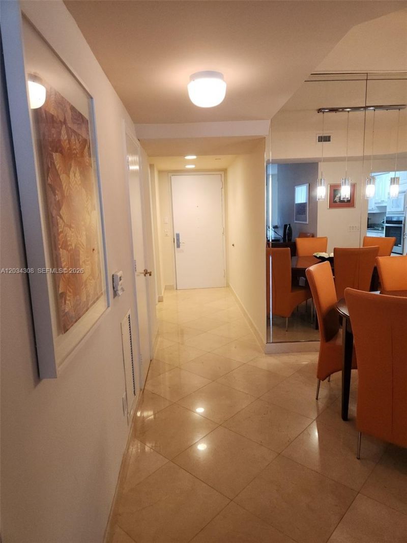 4779 Collins Ave , Unit 1804, Miami Beach, FL 33140 Photo