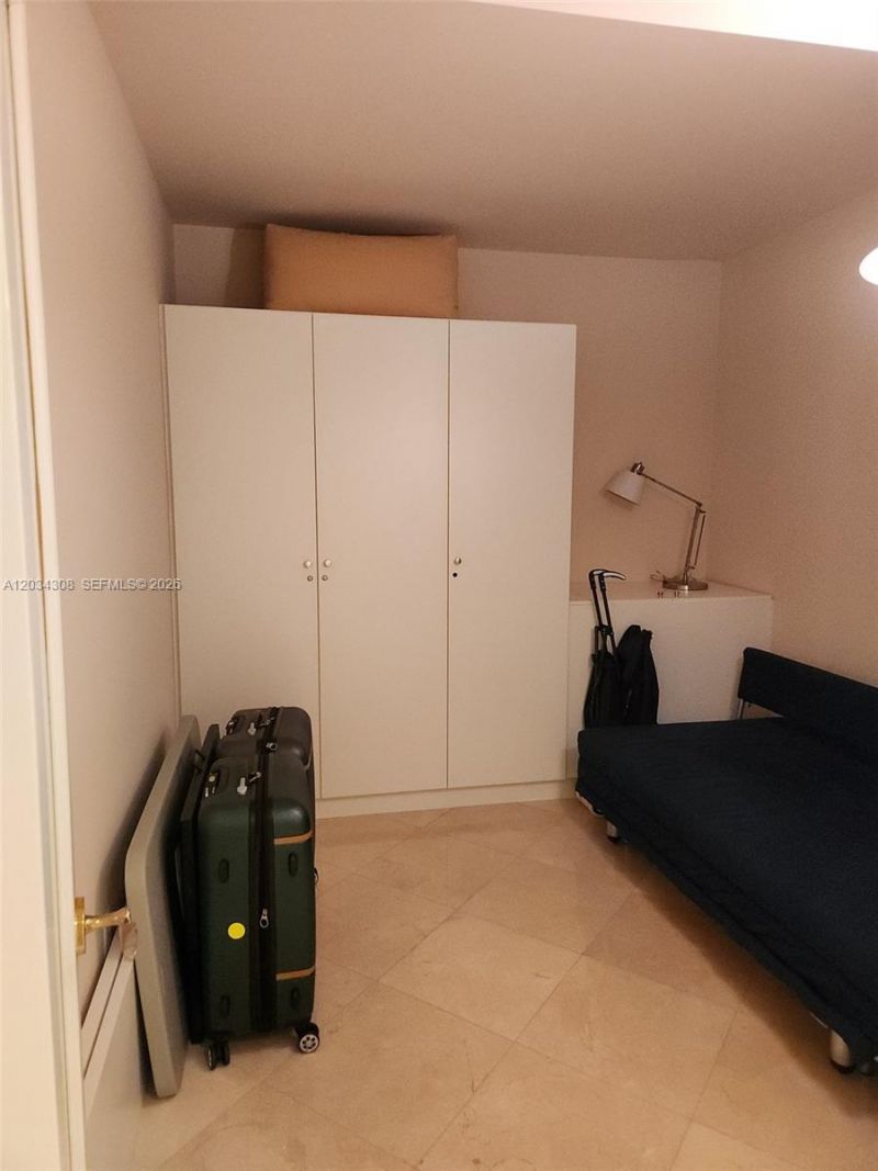 4779 Collins Ave , Unit 1804, Miami Beach, FL 33140 Photo