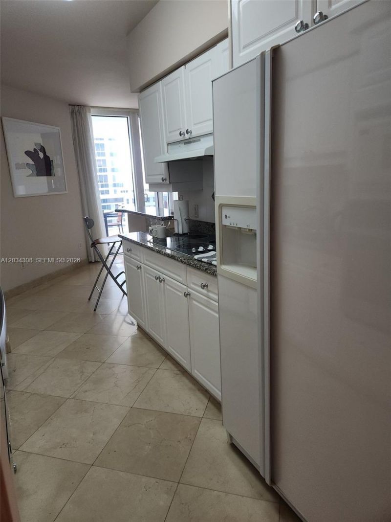 4779 Collins Ave , Unit 1804, Miami Beach, FL 33140 Photo