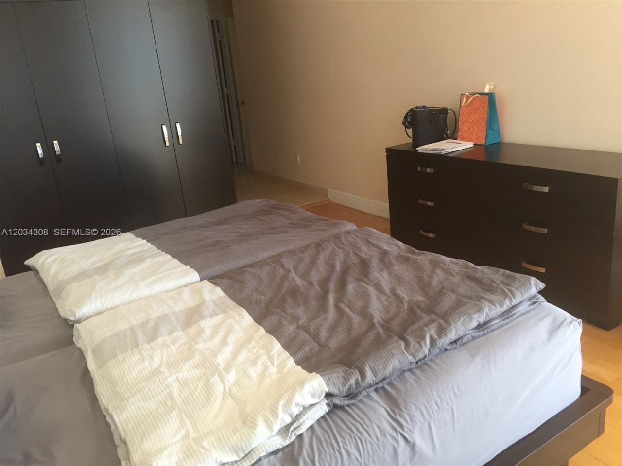 4779 Collins Ave , Unit 1804, Miami Beach, FL 33140 Photo