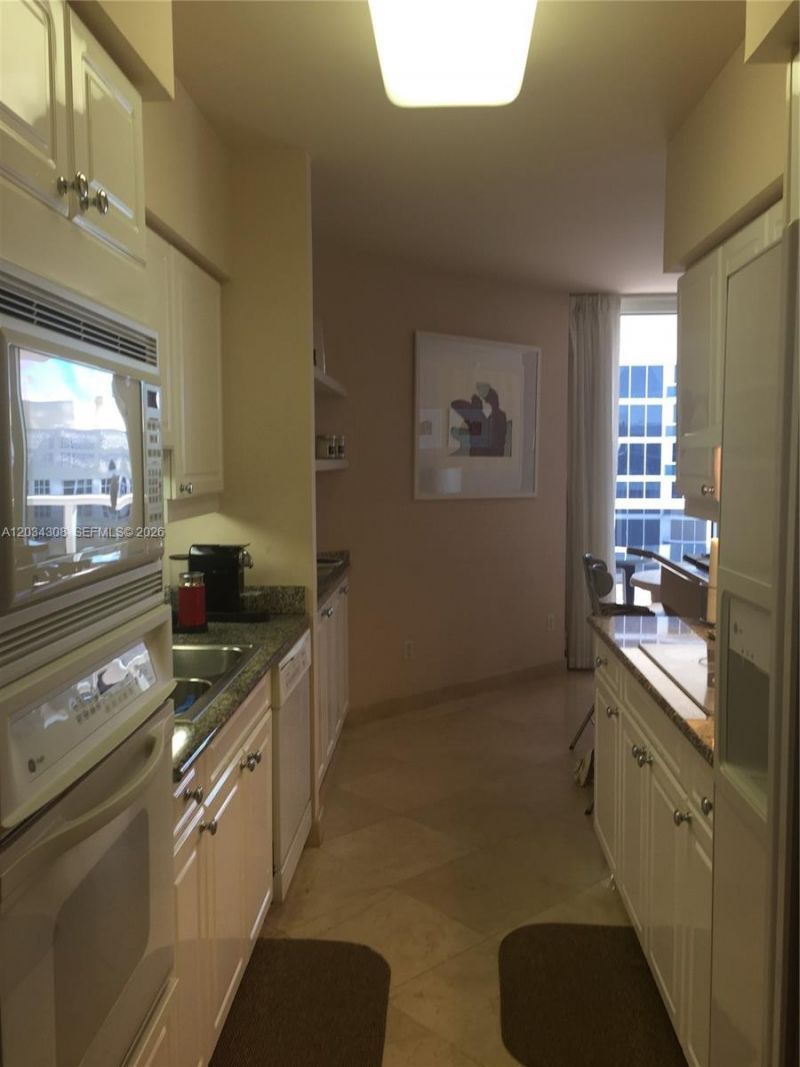 4779 Collins Ave , Unit 1804, Miami Beach, FL 33140 Photo
