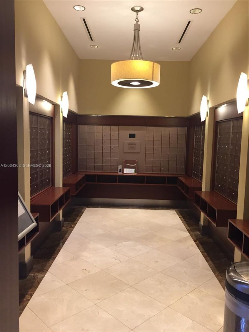 4779 Collins Ave , Unit 1804, Miami Beach, FL 33140 Photo