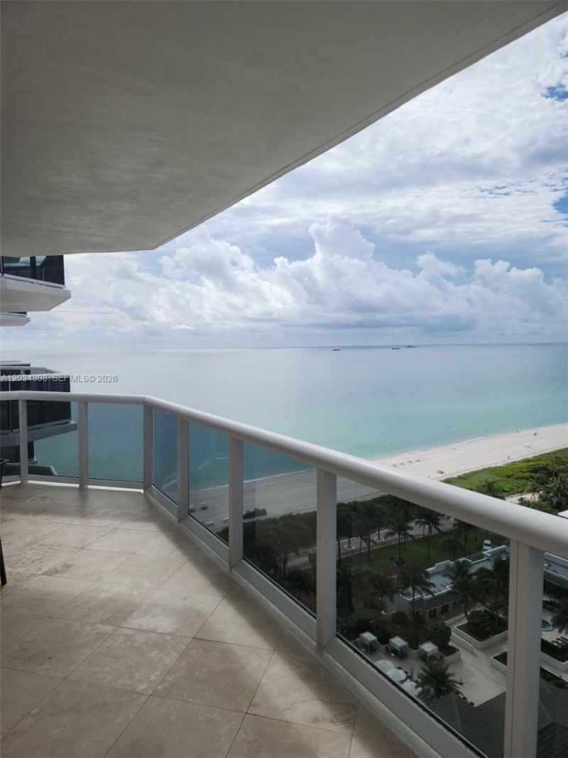 4779 Collins Ave , Unit 1804, Miami Beach, FL 33140 Photo