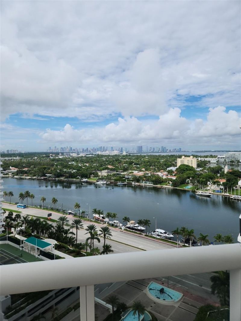 4779 Collins Ave , Unit 1804, Miami Beach, FL 33140 Photo