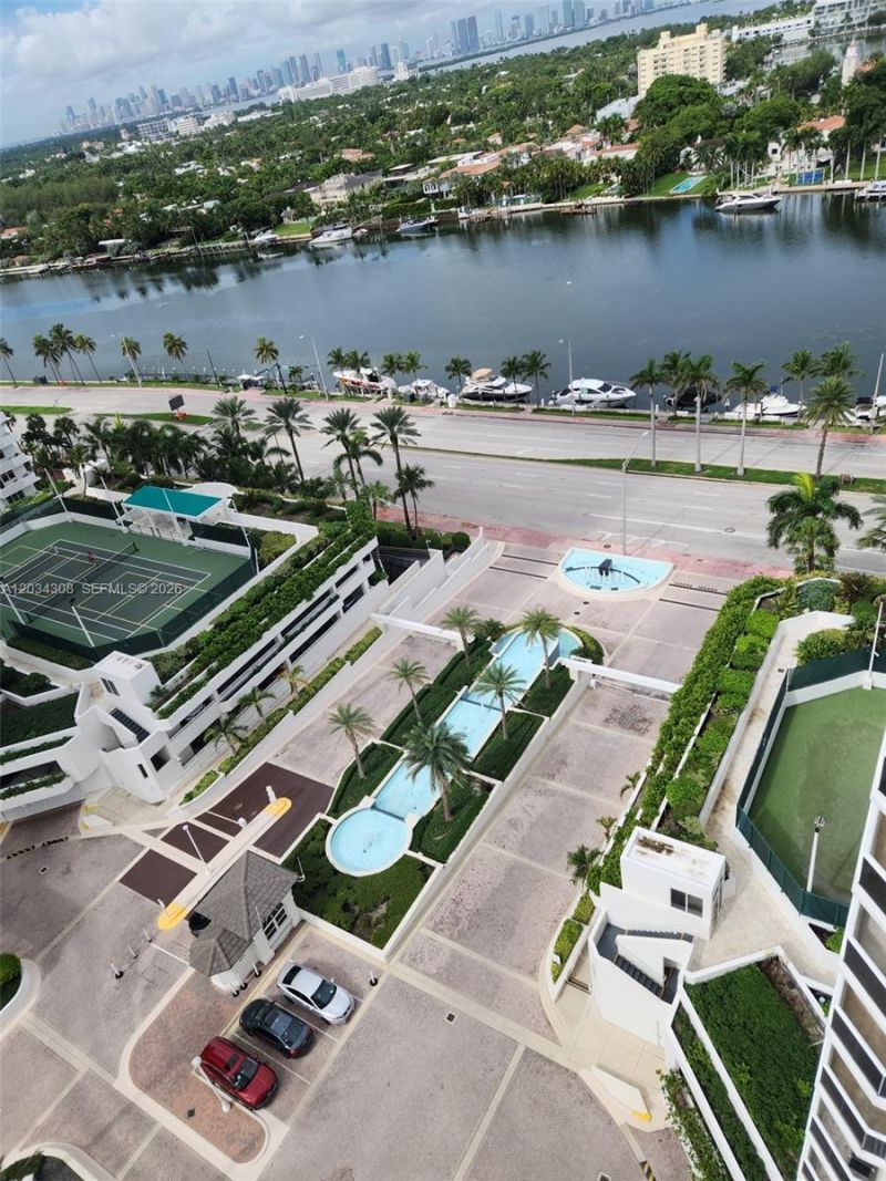 4779 Collins Ave , Unit 1804, Miami Beach, FL 33140 Photo