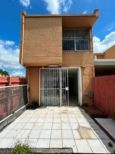 1174 W 40th St , Unit 48, Hialeah, FL 33012 Photo
