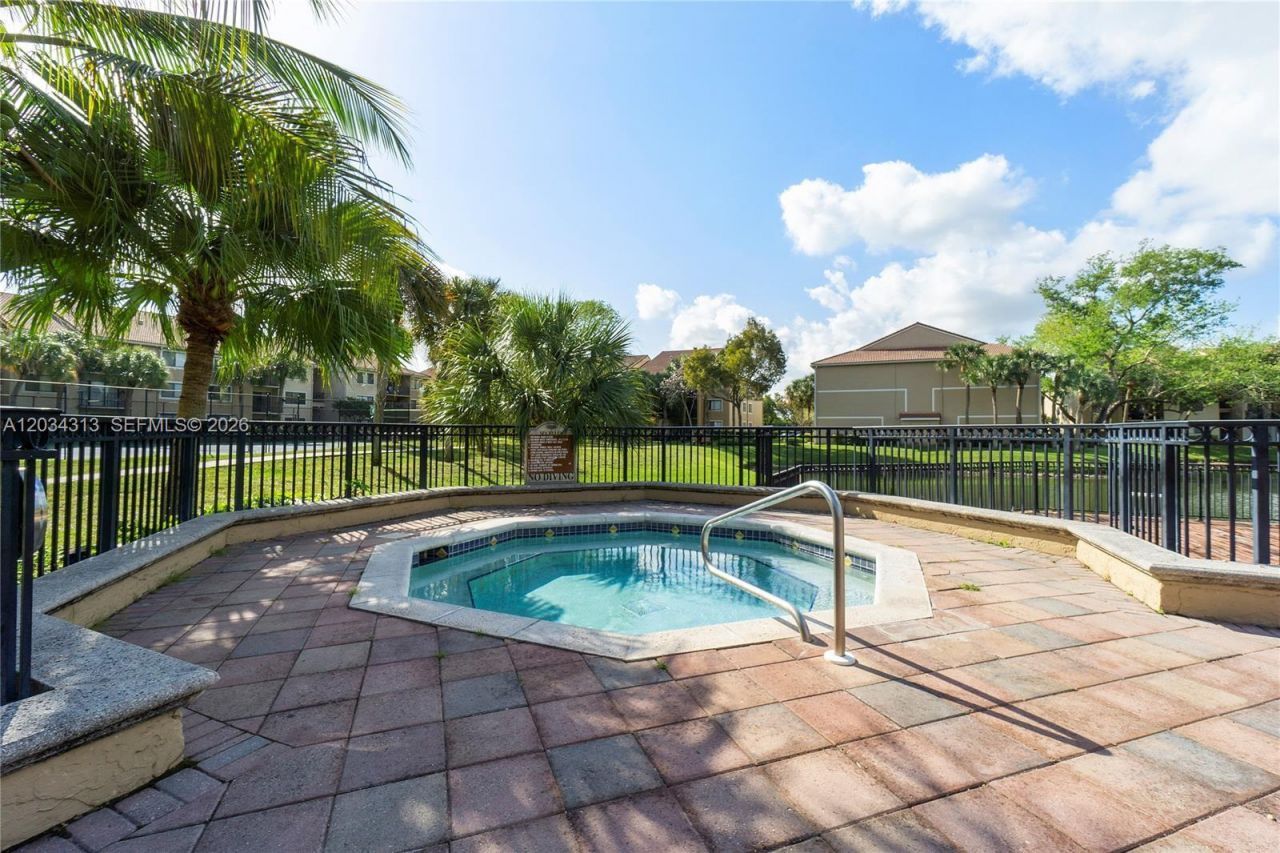 9122 W Atlantic Blvd , Unit 724, Coral Springs, FL 33071 Photo
