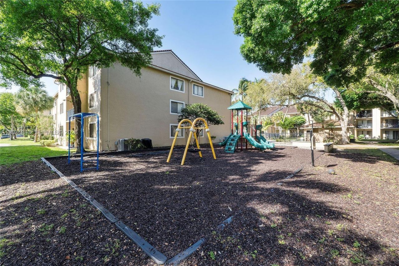 9122 W Atlantic Blvd , Unit 724, Coral Springs, FL 33071 Photo