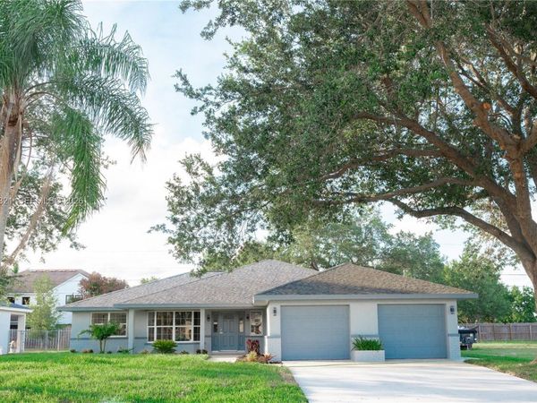401 SW Ridgecrest Dr , Port St. Lucie, FL 34953