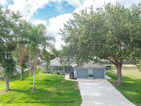 401 SW Ridgecrest Dr, Port St. Lucie, FL 34953
