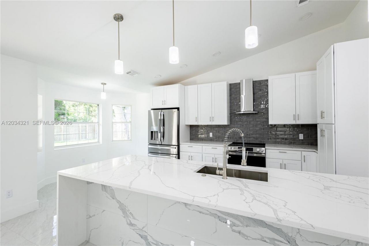 401 SW Ridgecrest Dr , Port Saint Lucie, FL 34953 Photo