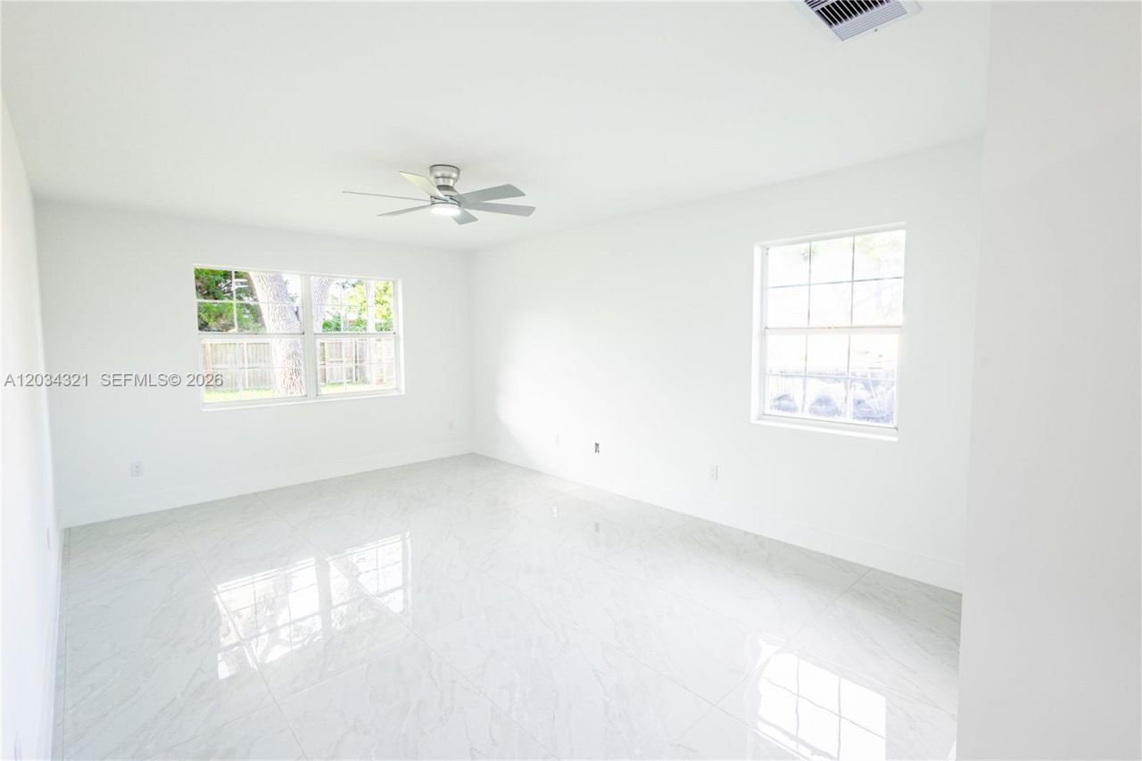 401 SW Ridgecrest Dr , Port Saint Lucie, FL 34953 Photo