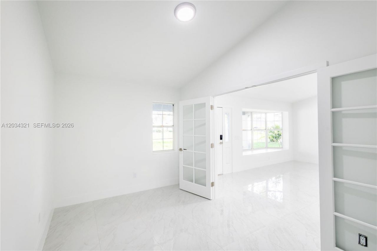 401 SW Ridgecrest Dr , Port Saint Lucie, FL 34953 Photo