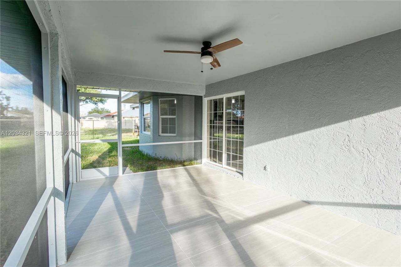 401 SW Ridgecrest Dr , Port Saint Lucie, FL 34953 Photo