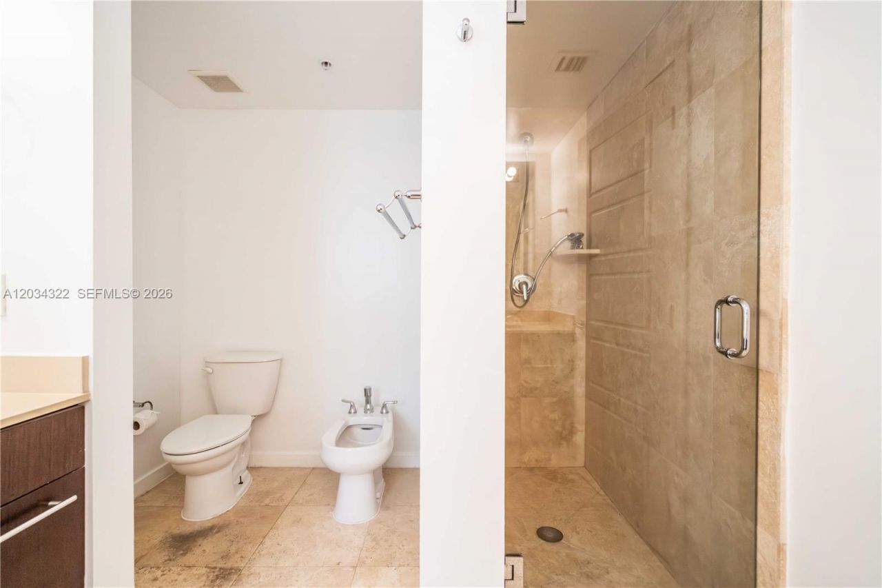300 Majorca Ave , Unit 202, Coral Gables, FL 33134 Photo