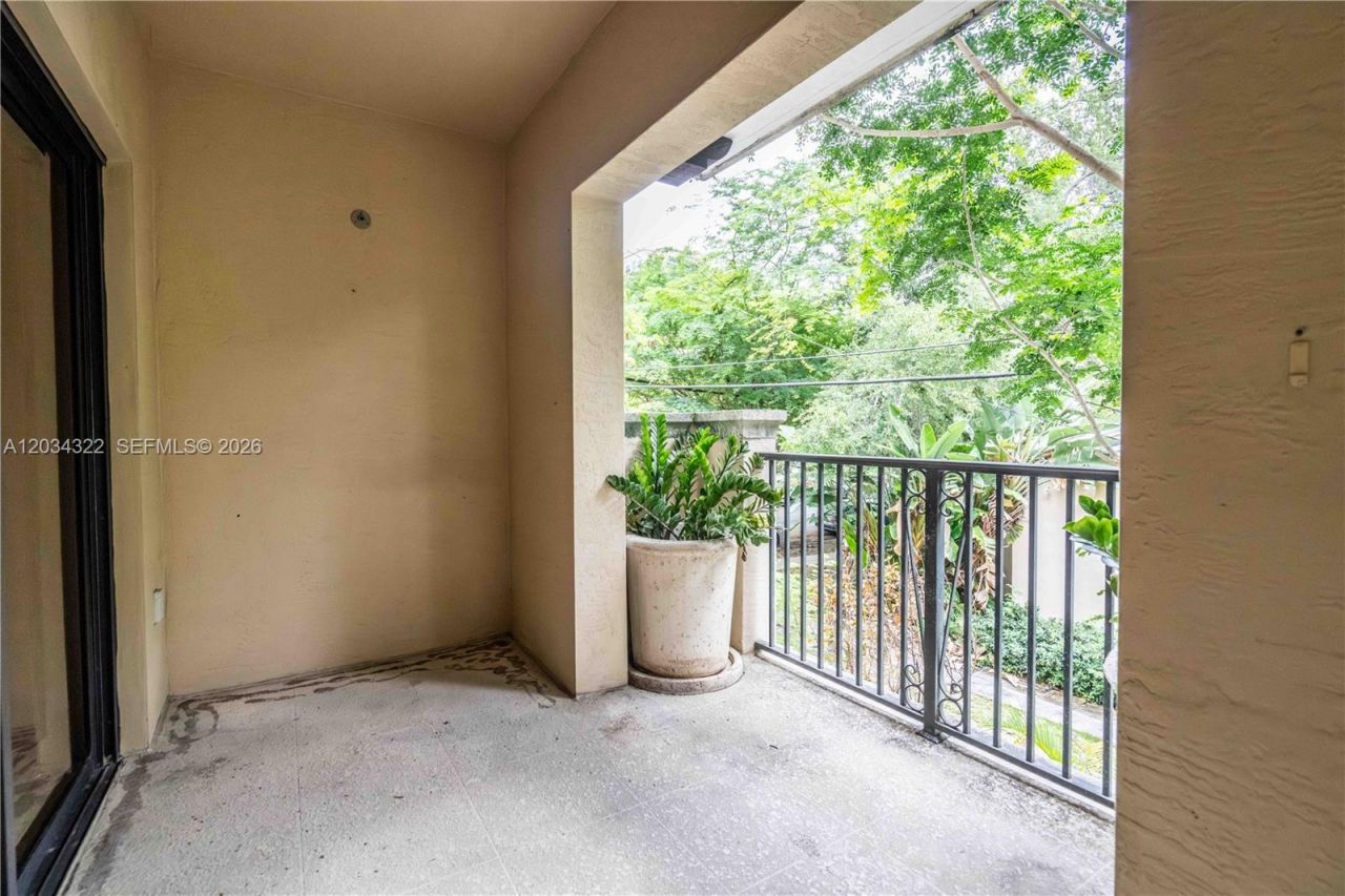 300 Majorca Ave , Unit 202, Coral Gables, FL 33134 Photo