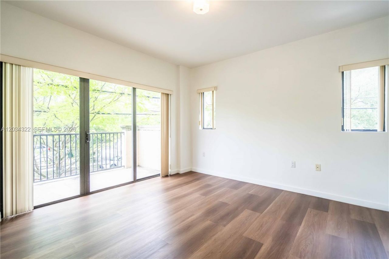 300 Majorca Ave , Unit 202, Coral Gables, FL 33134 Photo