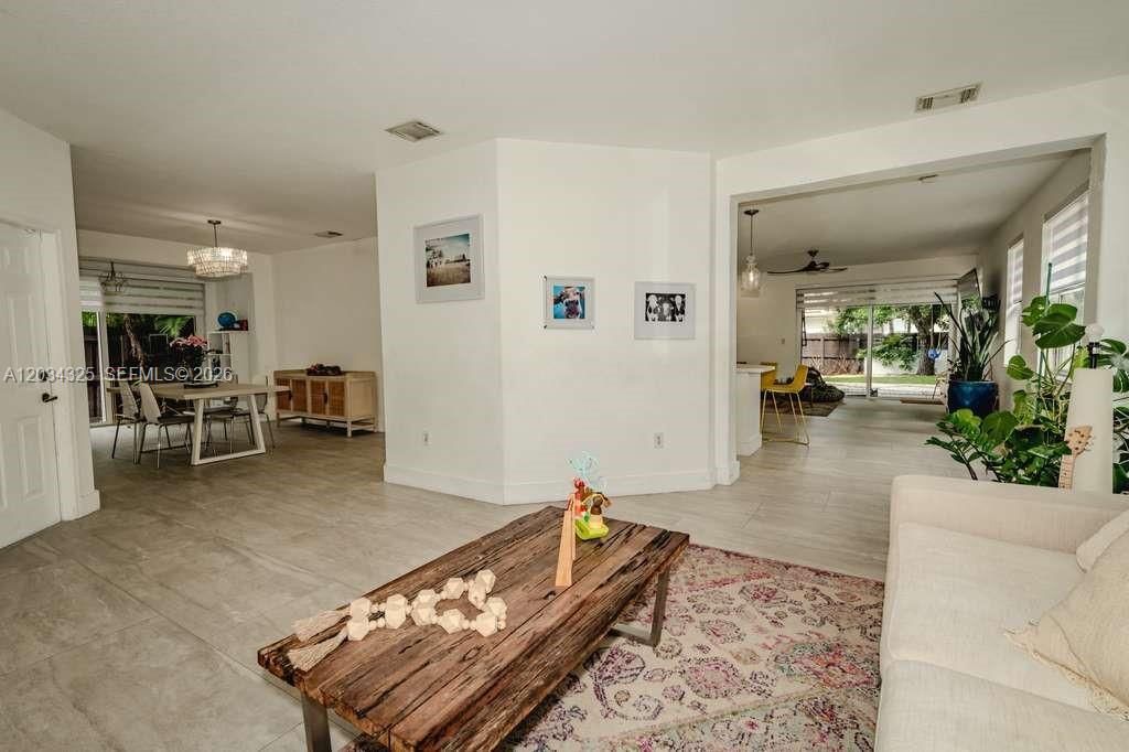 8526 NW 110th Pl , Doral, FL 33178 Photo