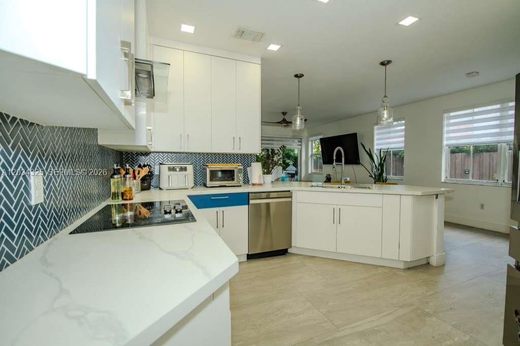 8526 NW 110th Pl , Doral, FL 33178 Photo