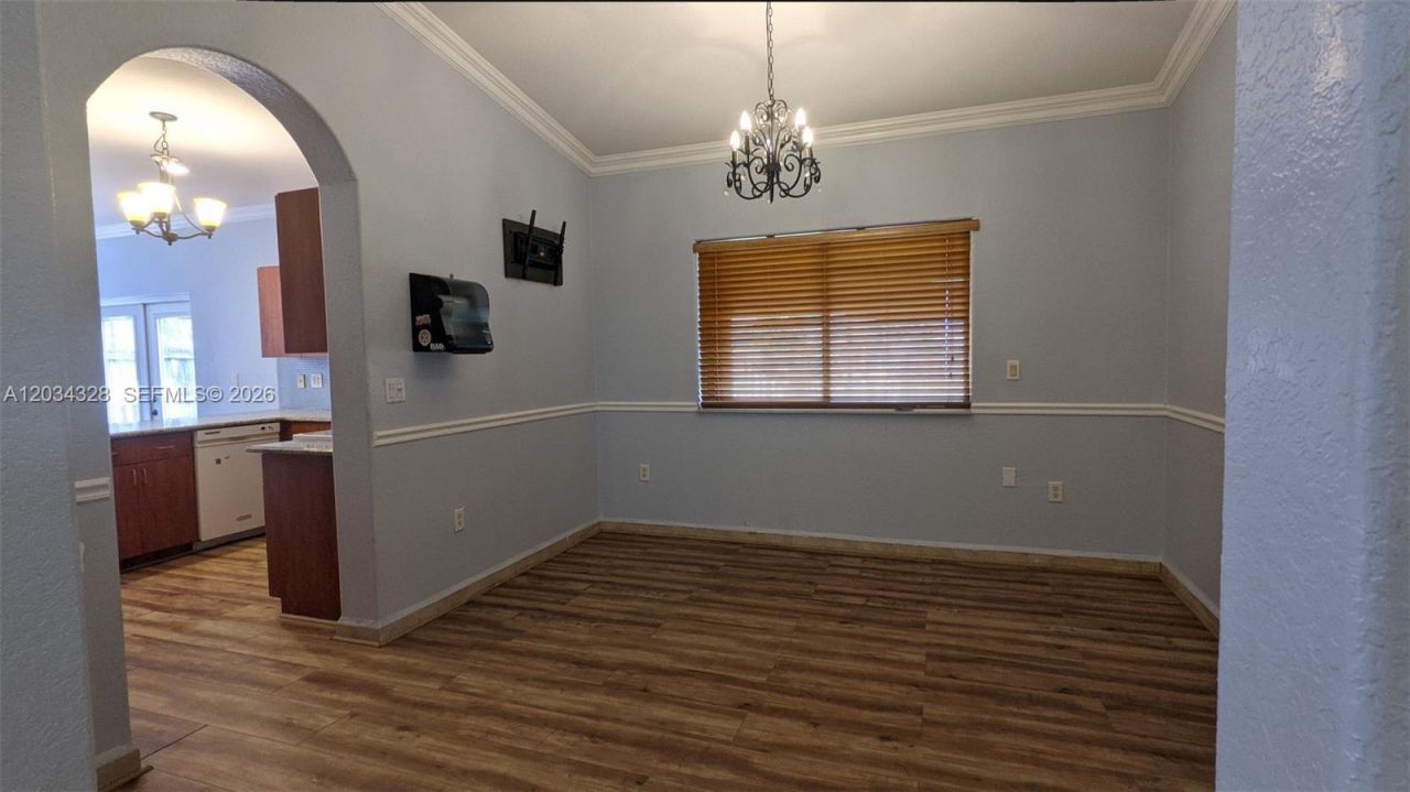 8929 NW 165th Ter , Miami Lakes, FL 33018 Photo