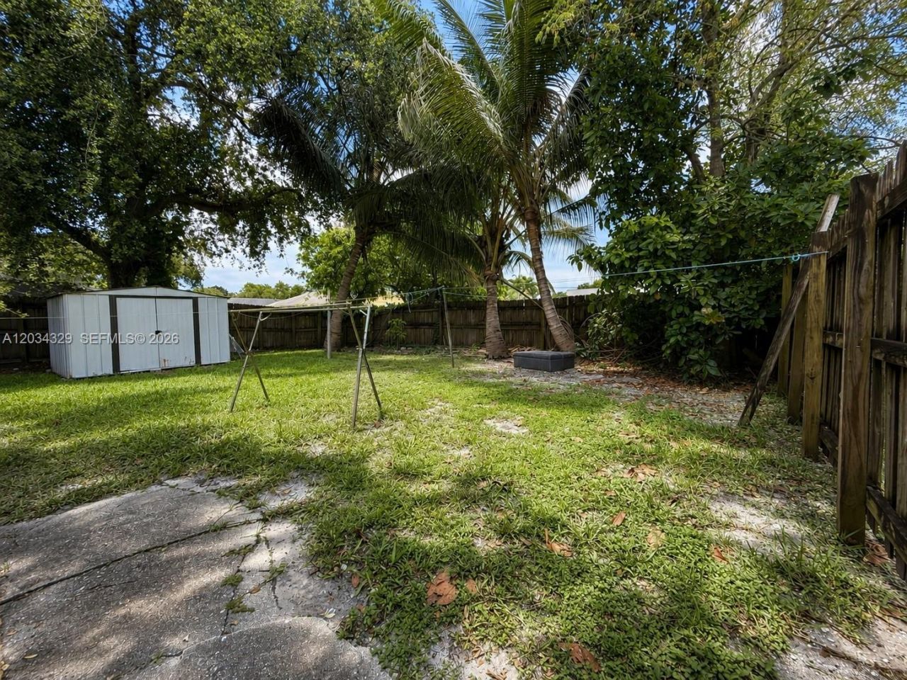 2160 NW 98th St , Miami, FL 33147 Photo