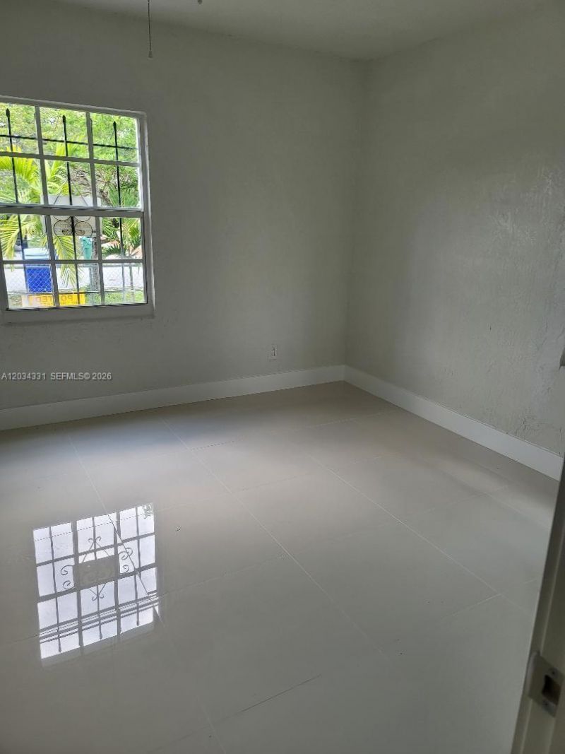 1736 NW 53rd St , Miami, FL 33142 Photo